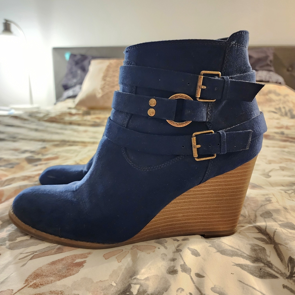 Elegant Blue Suede Ankle Booties with Buckle Accents